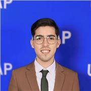 Profesor de Administración de Empresa para todas las edades.